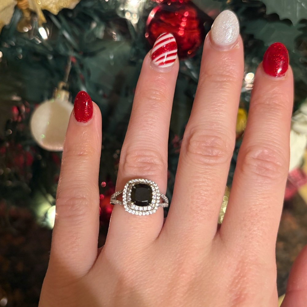 Jeulia Black Onyx Double Halo Ring
